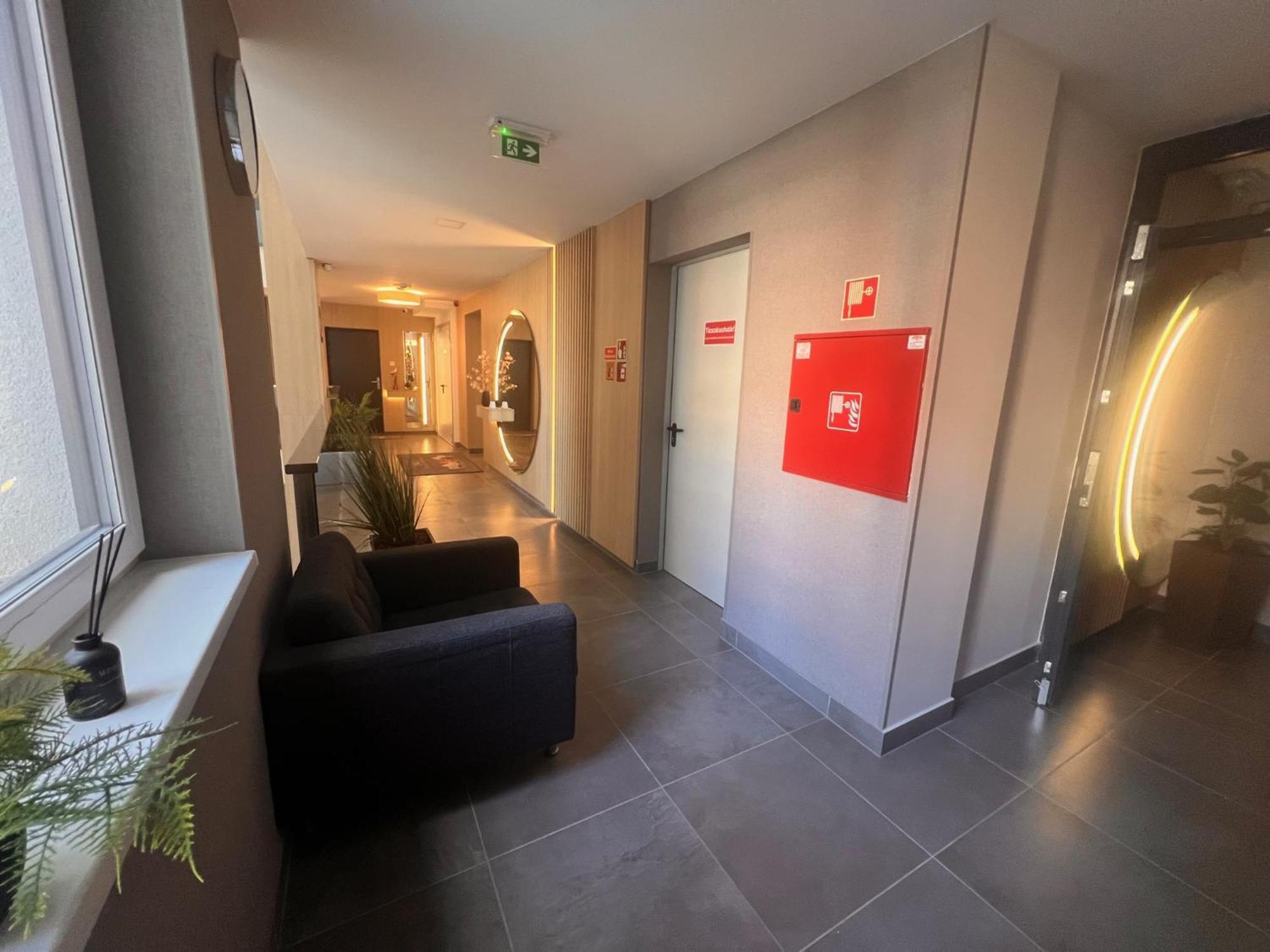 Karzo Property Lk 204 Budapest Exteriör bild