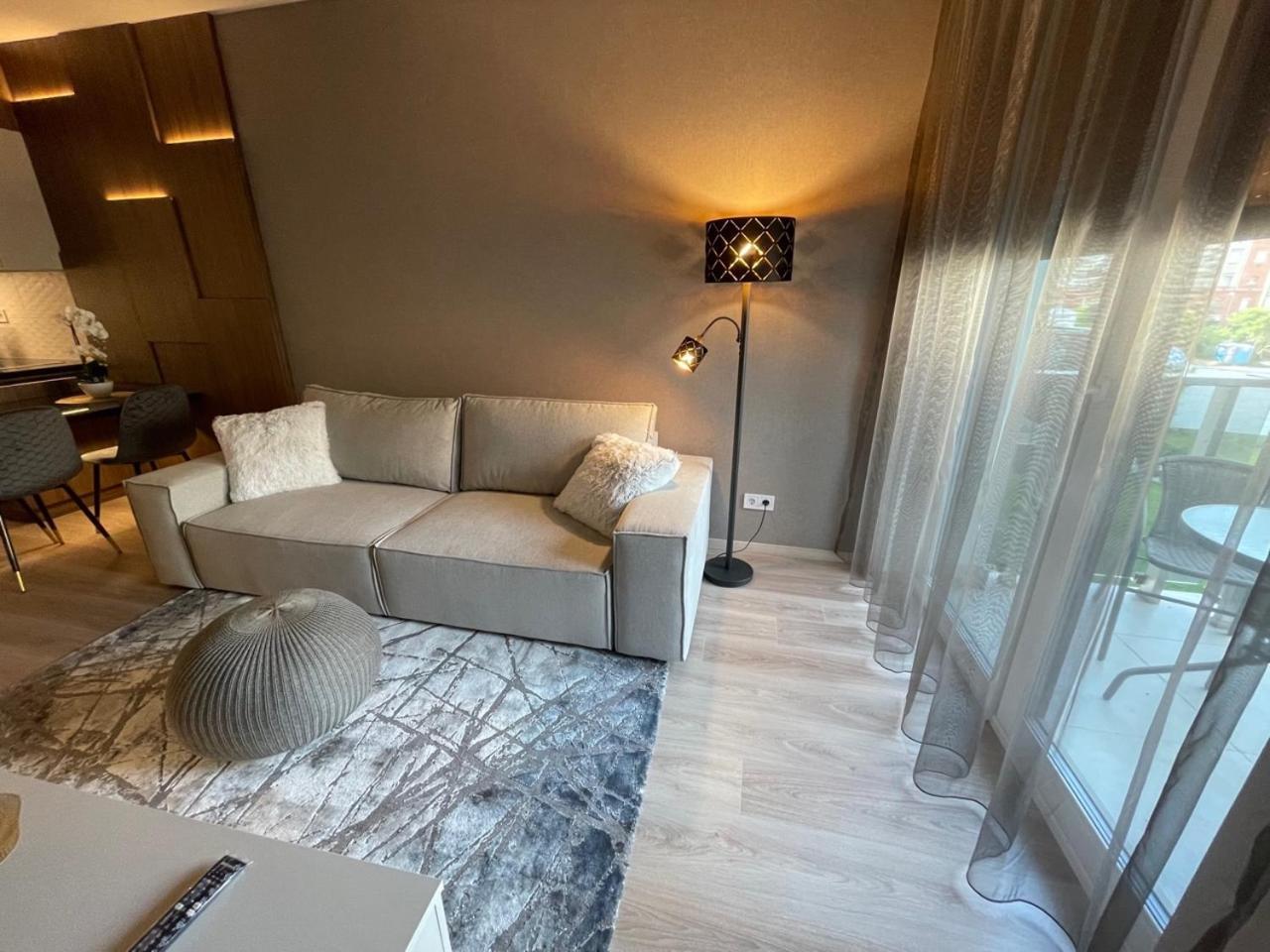 Karzo Property Lk 204 Budapest Exteriör bild